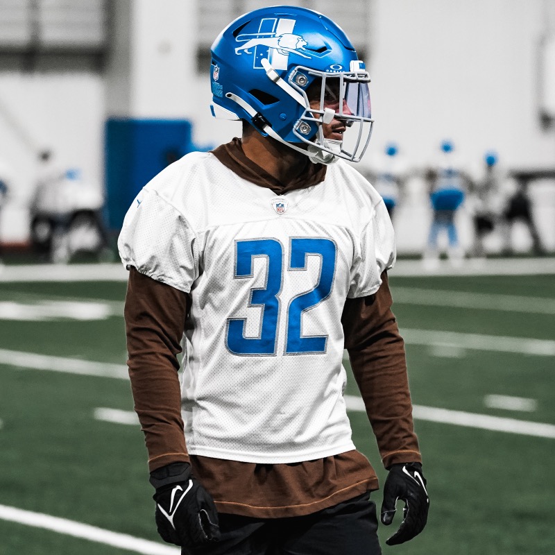 Lions's tweet photo. Wednesday work
