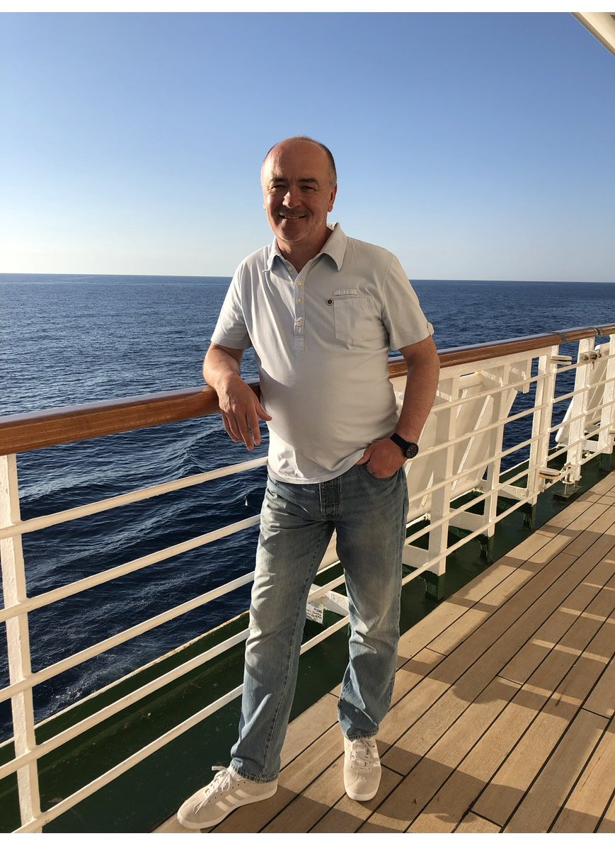 annaporterr's tweet photo. As a family, we are heartbroken to tell you that our amazing Dad, David Porter, sadly passed away over the New Year. We are still coming to terms with this as a family. Thank you for all your kind messages. We will share more information when we can. You are so loved 🤍💙 #wafc https://t.co/gmQQhnnp0I