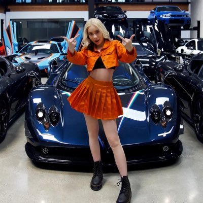 its_tobitob's tweet photo. Which side are you on

Rt for Lil Tay.                Like for poppy https://t.co/Ykw2t5MrbM