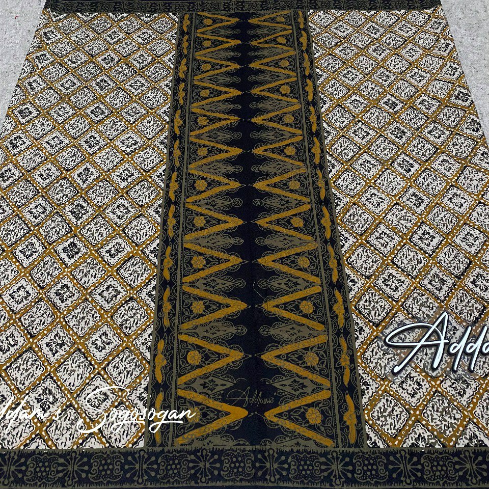 batikasrimuna's tweet photo. ¤ Sarung Batik Sogosogan ¤ 

• Ukuran Dewasa 120 x 225 cm

• Bahan Kain Katun Halus Candi Mekar original

• Kemasan BOX
• Berat -+ 440 gr

Harga 115K 

Order via WA《 082323613023 》 https://t.co/OWCE0D84Rx