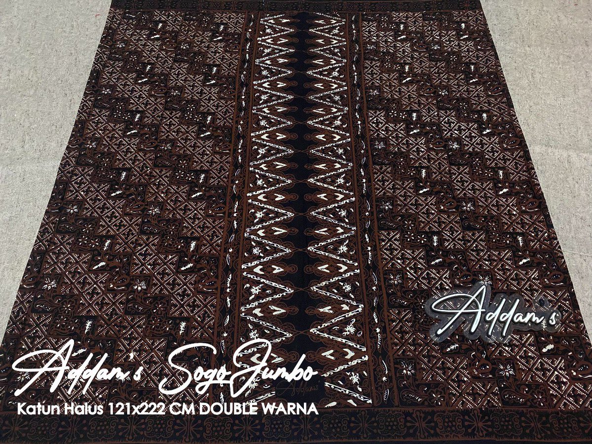 batikasrimuna's tweet photo. ¤ Sarung Batik Sogosogan ¤ 

• Ukuran Dewasa Jumbo

• Bahan Kain Katun Halus Candi Mekar original

• Kemasan BOX
• Berat -+ 440 gr

Harga 120K 

Order via WA《 082323613023 》 https://t.co/b5TayeQIXu