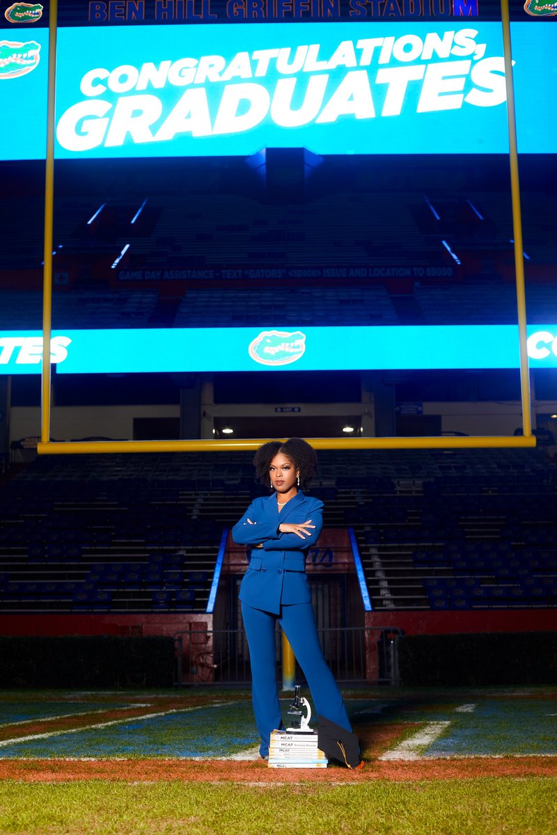 vanessawilfrose's tweet photo. ”And we know that God causes everything to work together for the good of those who love God and are called according to his purpose for them.“
Romans 8:28 NLT

#ufgrad https://t.co/nokJFCcBuJ