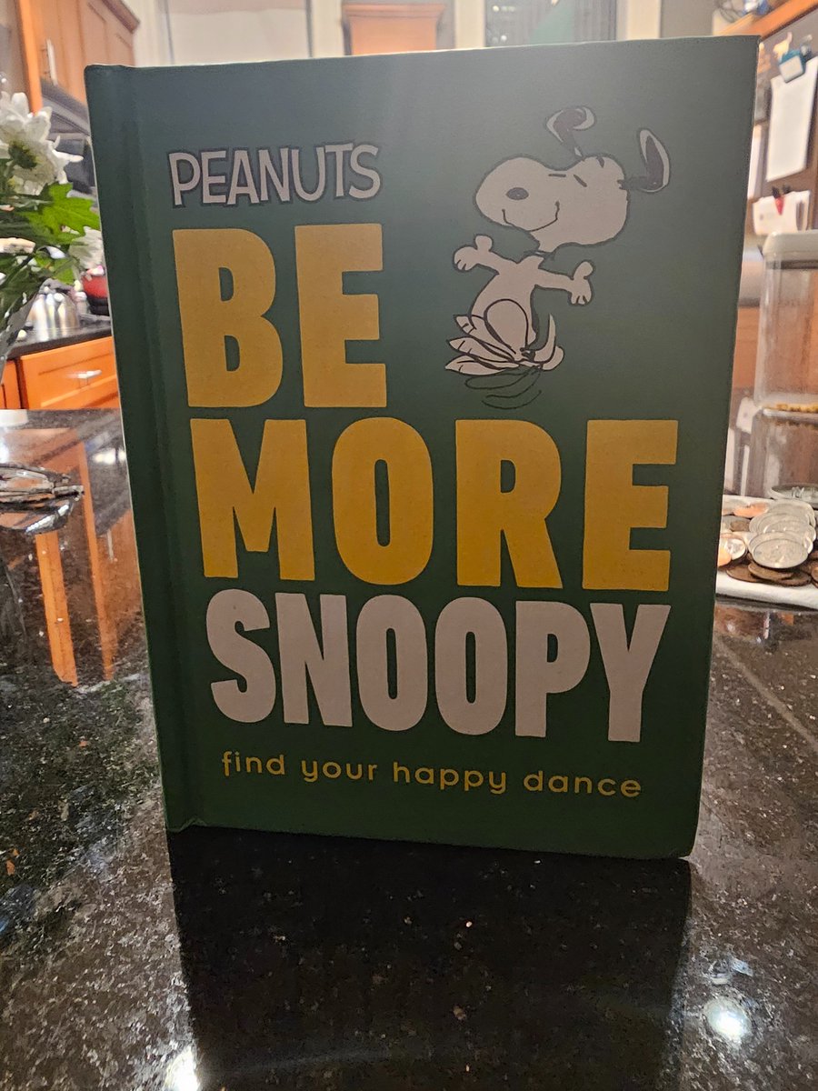 DesmondOrr's tweet photo. @PatMcAfeeShow  Obviously Quarterback@alabamFTBL Reads Snoopy https://t.co/FeL2qc6O6c