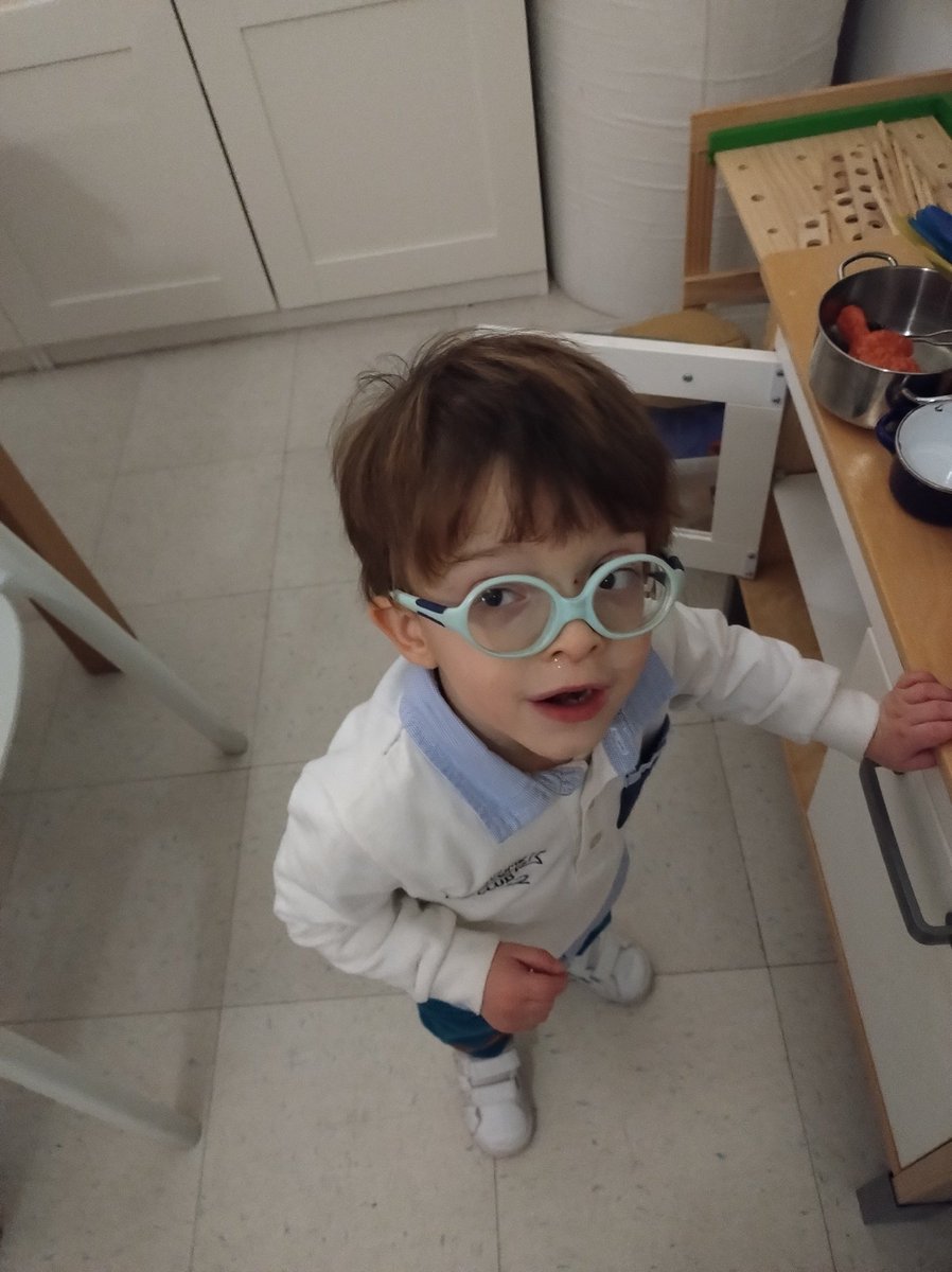 DanieleMonfre's tweet photo. ❤️ La mia vita,i miei figli ❤️
#AndreaGiosué
#Vincenzo
#Marialuce https://t.co/fJRWxQrpmo