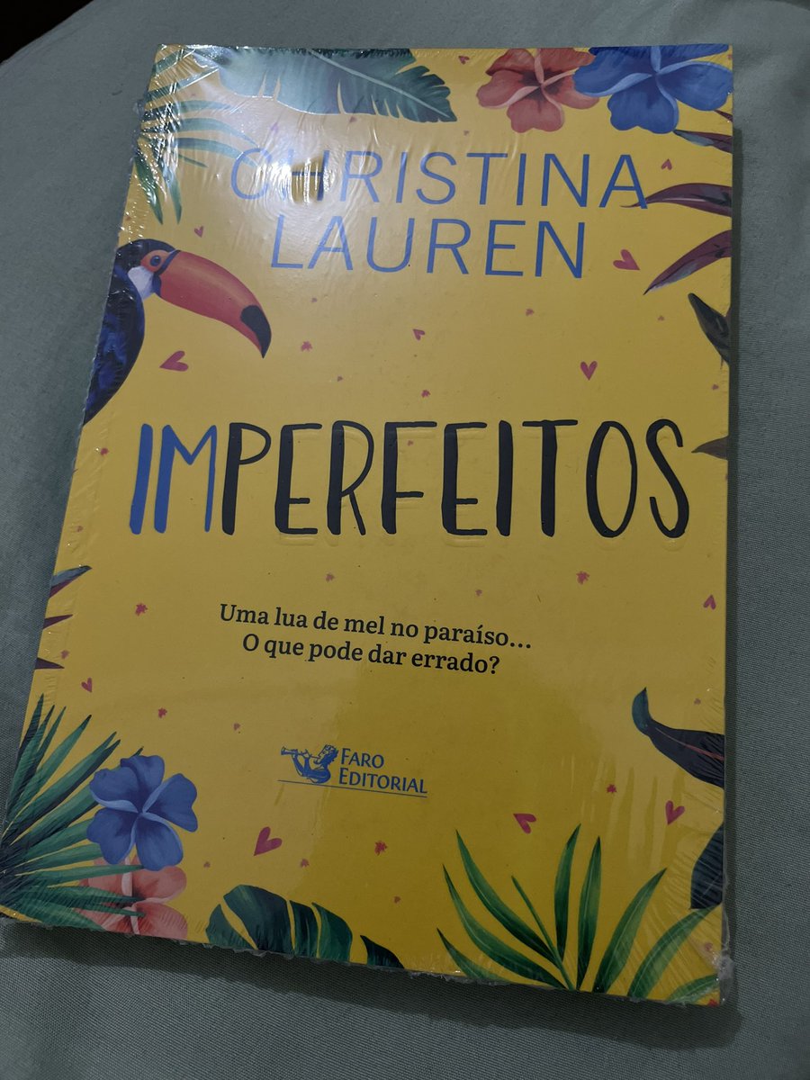 offconore's tweet image. Imperfeitos vai ser o meu primeiro livro do ano. Alguém já leu?