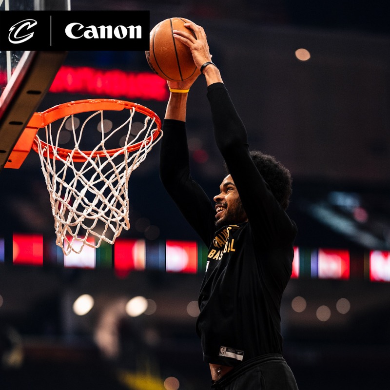 cavs's tweet photo. Rehearsing before the show.

THROUGH THE LENS 📸: https://t.co/dL3k1WX0Sa

Shot on @canonusa | #LetEmKnow