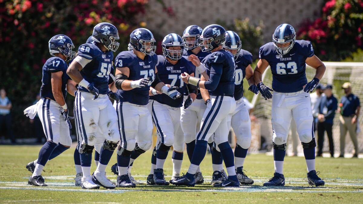CasePickelman's tweet photo. Blessed to receive a D1 offer from the University of San Diego! @USDFootball 
@AustenJacobs @cory_coach @ScotsRecruiting @MrCoachLeidner @scotsathletics @That_Boi_Dhawk https://t.co/IwzkI6SoOf