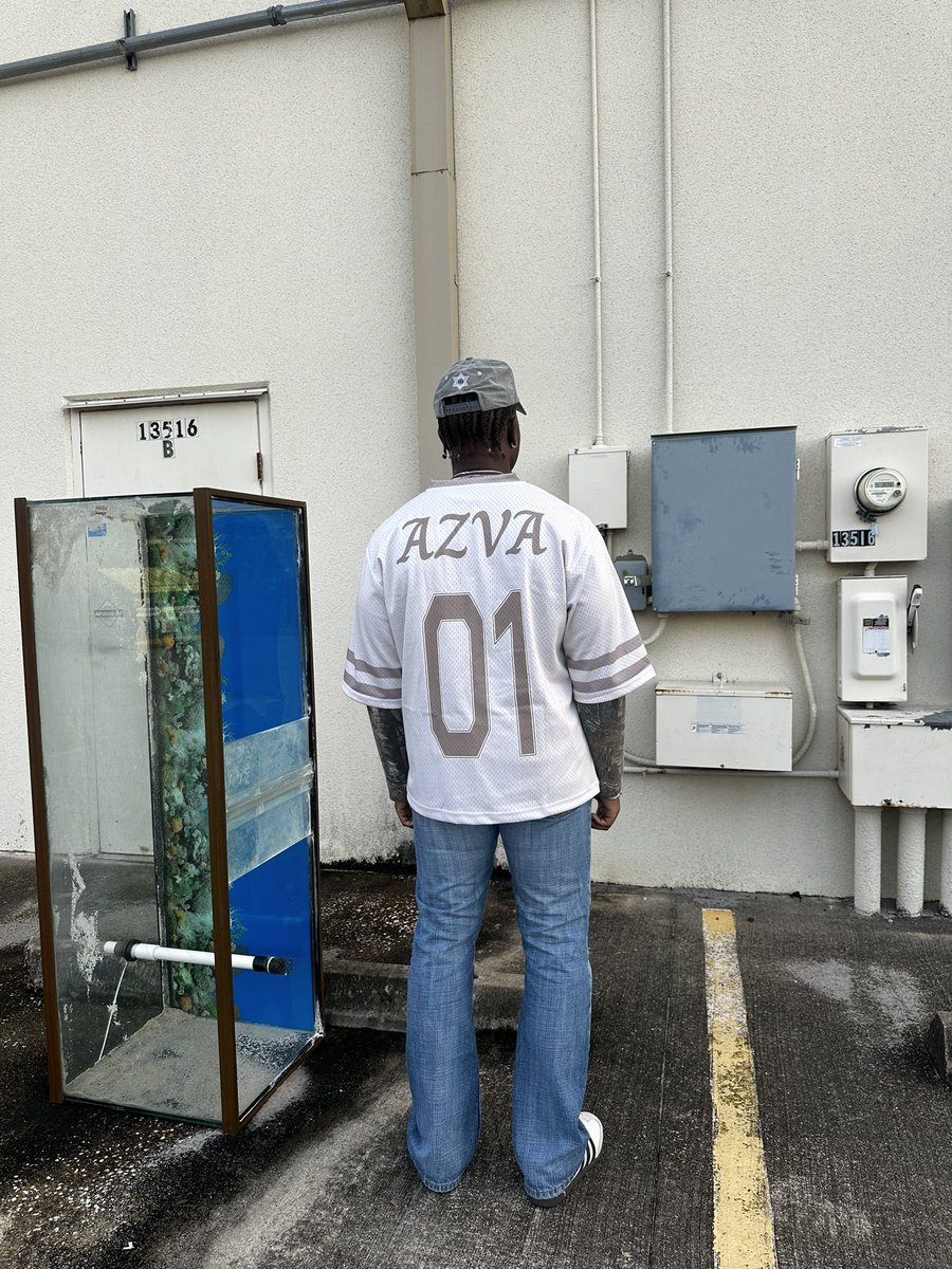 TMobuse's tweet image. 