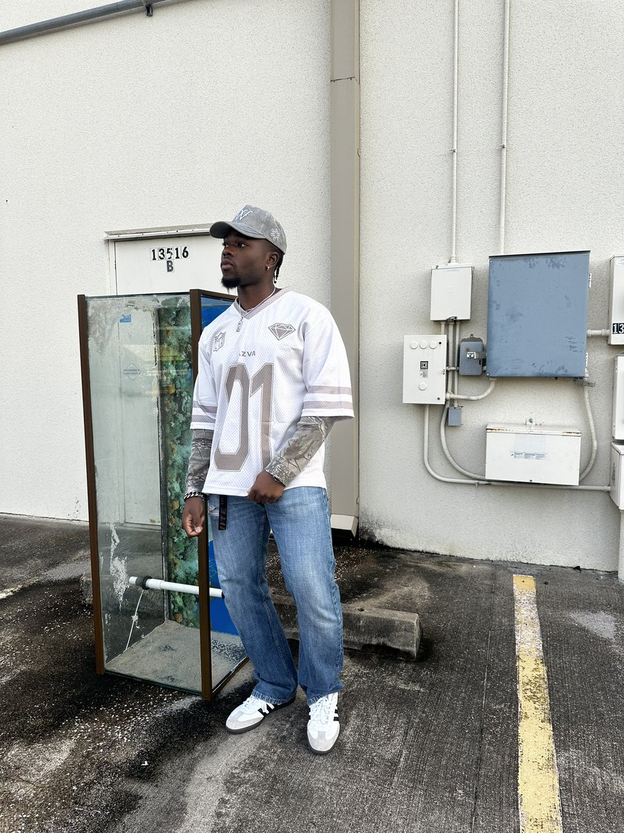 TMobuse's tweet image. 