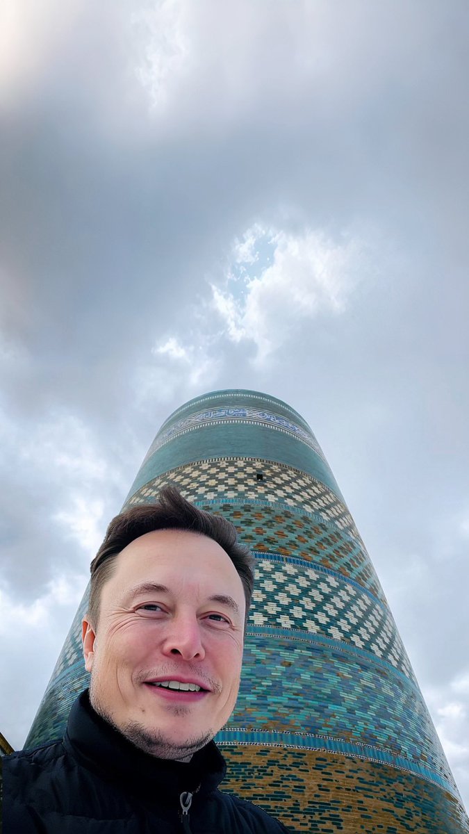KhikmatPulatov's tweet photo. Hey @elonmusk, we found your photos from your trip to #Uzbekistan! its real your trip photos or they are ai genereted? Clarify pls😅
#MuskAdventures #khiva #bukhara #muynak #aralsea @ElonMuskAOC https://t.co/RTIMSHxmLe