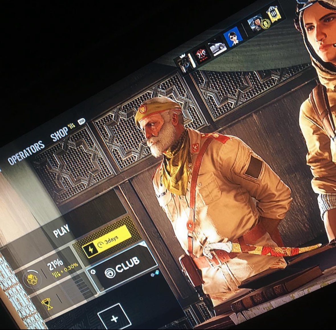 TAKE ME BACK TO THIS SIEGE😭