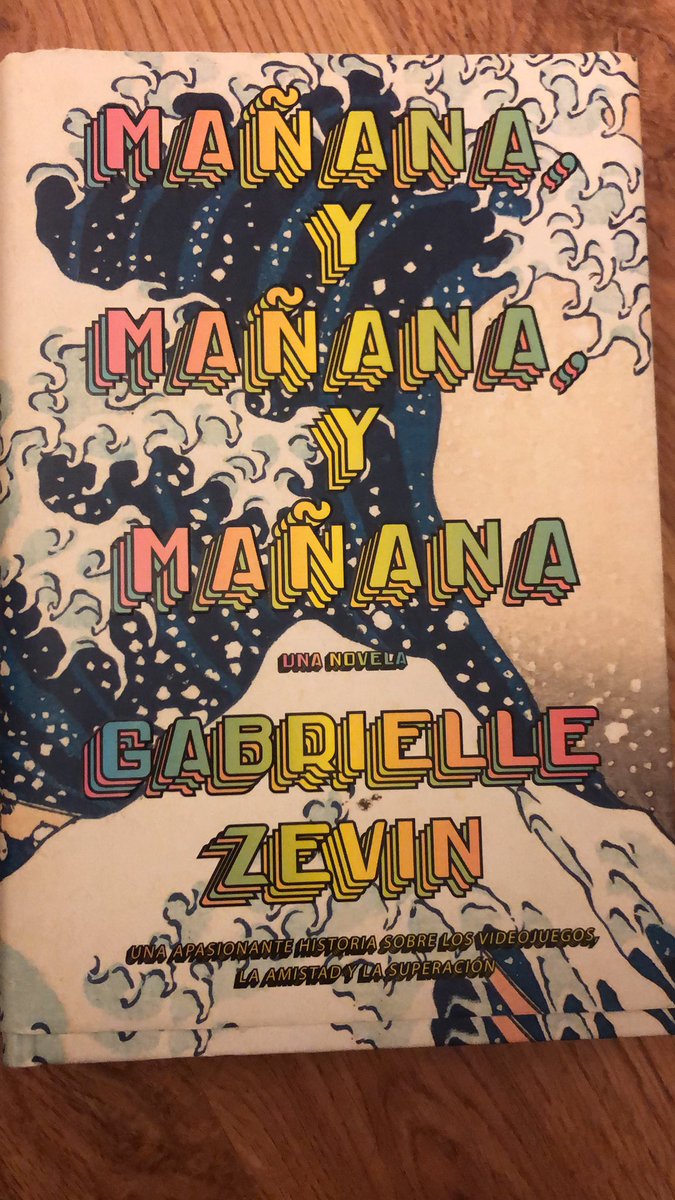 Necesito que alguien me explique despacito el éxito de este libro… Me van a llover críticas: Menudo peñazo de libro. Es que no tiene nada… Ni los personajes, ni la resolución de Marx metida con calzador… Desde la página 100 estaba deseando terminarlo.
