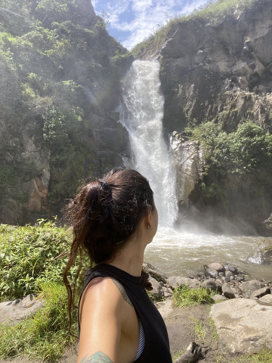ViajaLaVida's tweet photo. Empezamos el año con una pequeña caminata en una maravillosa cascada 😌 (Ulba)

Después tomamos un sendero poco señalizado para llegar a otra cascada (la del Silencio), era más pequeña, pero igual de encantadora.

Recuerden que entrarán por un lado, y saldrán por otro 😅 https://t.co/T3uyOrDAVC