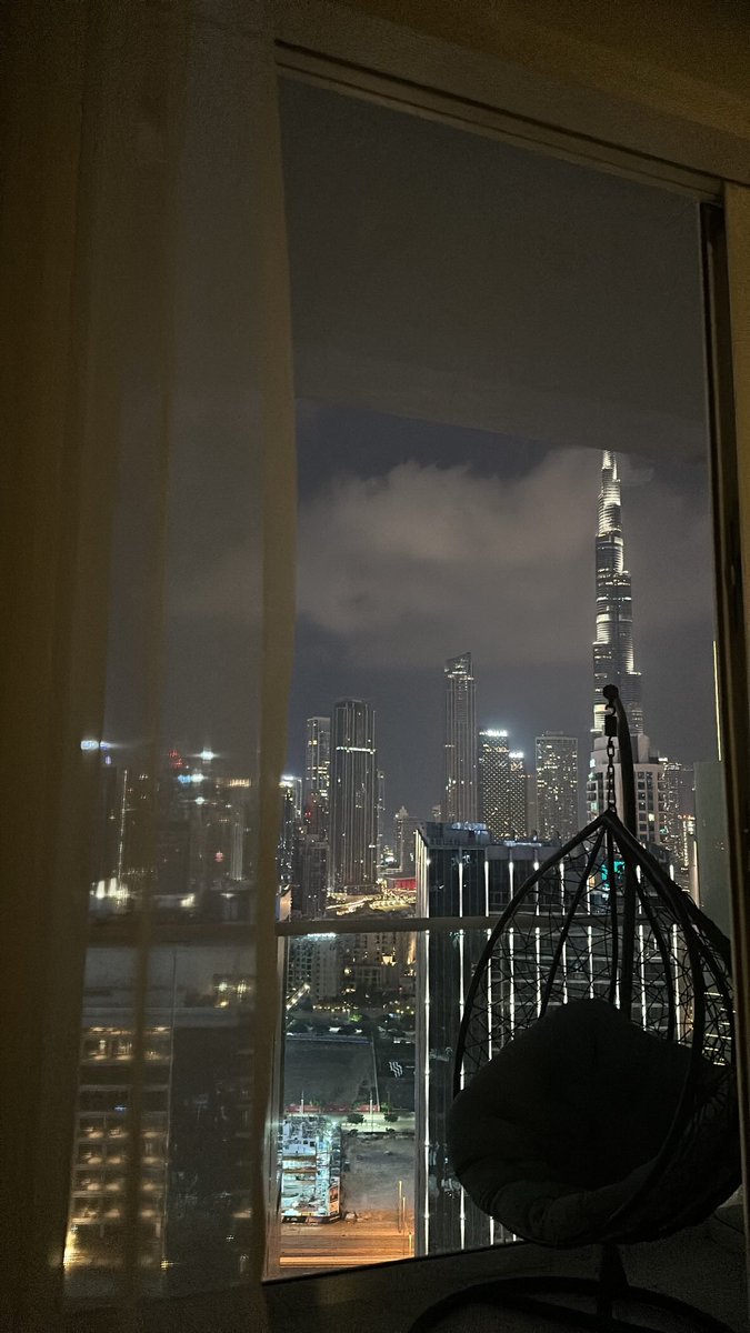 01i1i's tweet photo. 🇦🇪 https://t.co/g2j5oMkbRQ