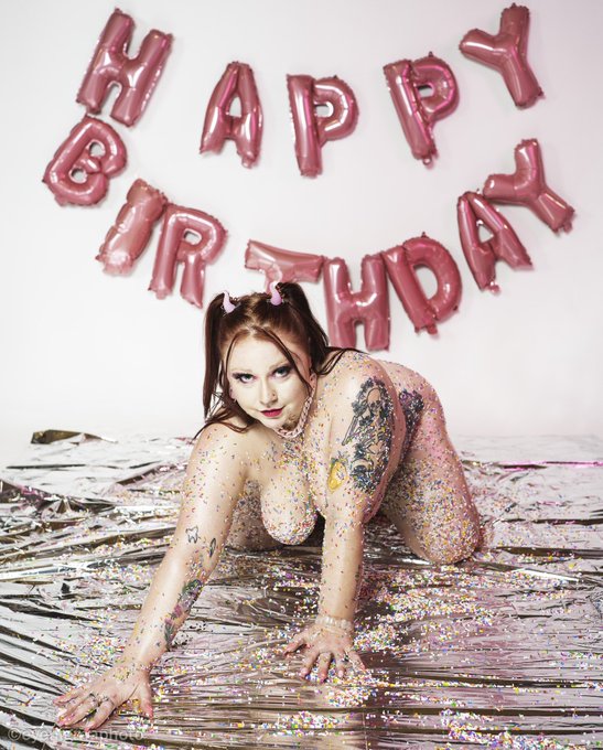 OnlyFans is on sale for a few more days!  70% off! (New and expired users)  Share to get a free trial<a href="/tag/sale"class="tags"><span>#sale</span></a><a href="/tag/birthdaygirl"class="tags"><span>#birthdaygirl</span></a><a href="/tag/promo"class="tags"><span>#promo</span></a><a href="/tag/freetrial"class="tags"><span>#freetrial</span></a>