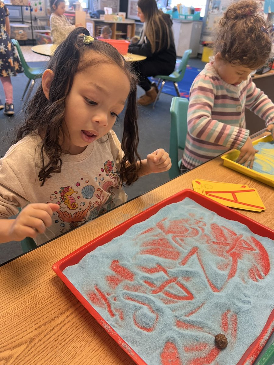 Mrs. Reardon tweet media