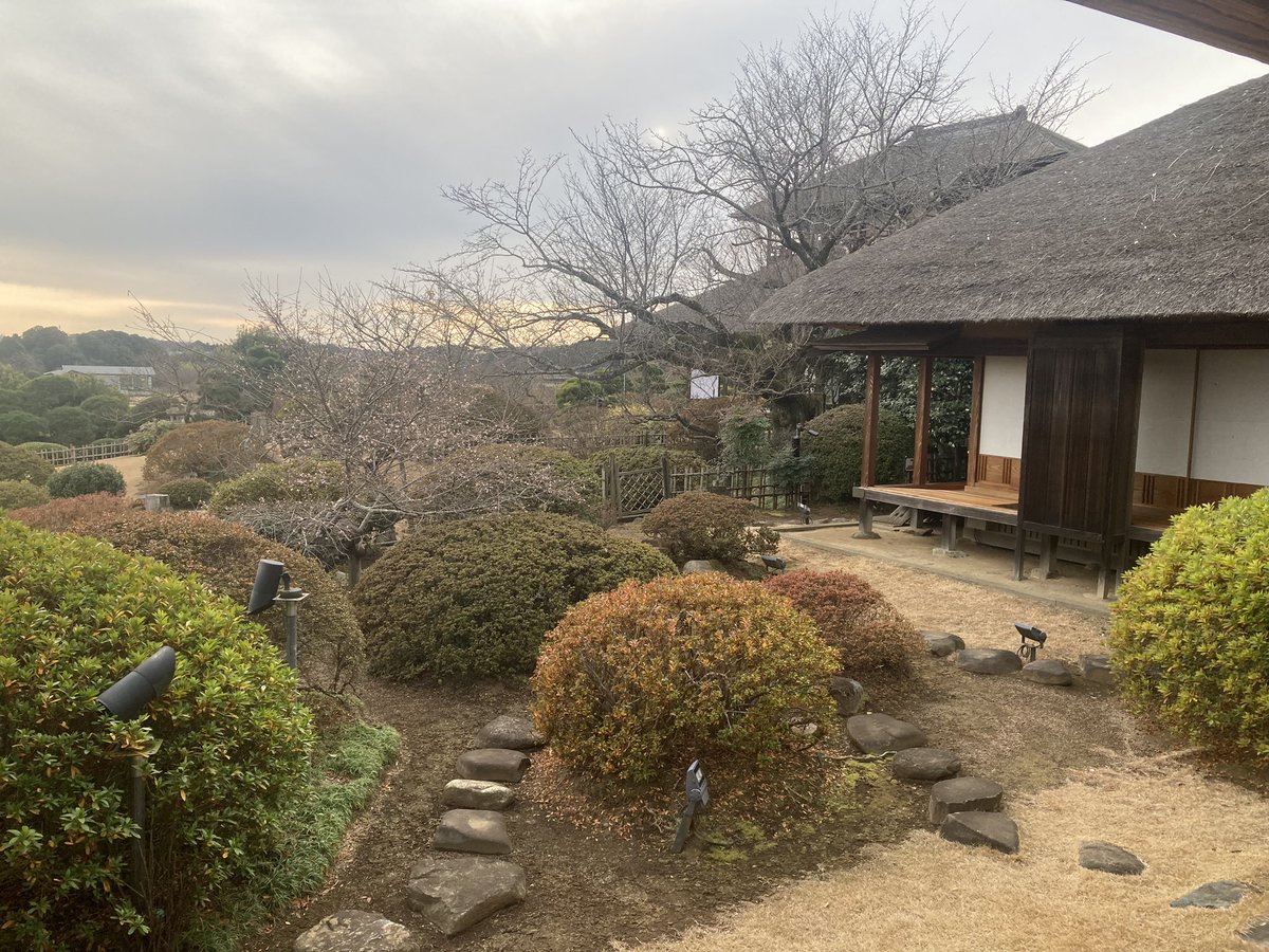 Phil ಠ_ಠ tweet media