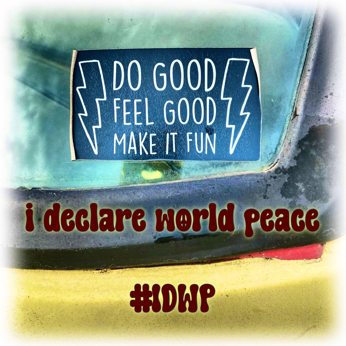 mm_molthen's tweet photo. @idclrWorldPeace
#ShowMeASign
#BeTheChange Peaceniks!  
Make your #IDWP vid &amp; raise #GlobalPeaceConsciousness; add the internat’l ☮️ hashtag #IDWP to your profile. 
Make ❤️/🎨/🎶 NOT WAR. 
As you #MANIFEST; include #PEACE
•It's a BᏋÅUƬIҒUԼ ÐÅᎽ for ƤᏋÅℂᏋ on ᏋÅƦƬḨ!• https://t.co/TVWtefZBd9