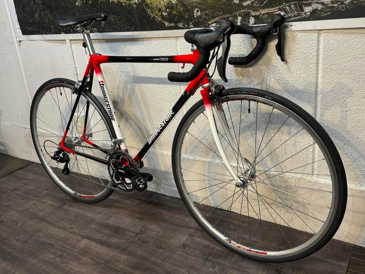 TqgHqo3OIWO6pOF's tweet photo. bridgestone neo-cot クロモリ
特殊クリーニングやガラスコーティング、ホイールチューニング作業を含んだオーバーホールが完了です、25年以上前でしょうか、当時を思い出す懐かしいフレームです(^ ^)
#bridgestone
#neocot
#クロモリフレーム
#ロードバイク
#オーバーホール
#あさみフレンド https://t.co/ztVoJtZlhy