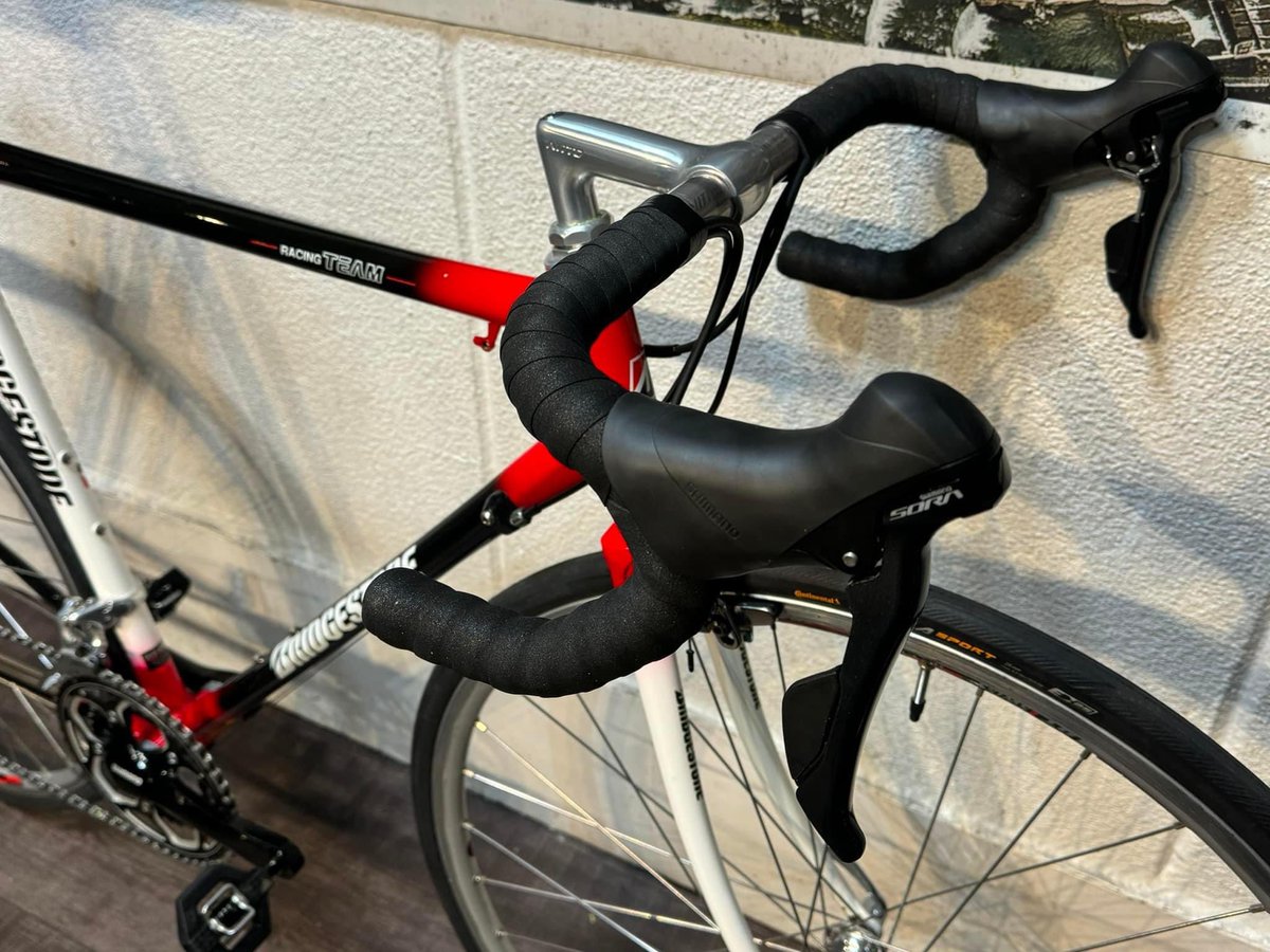 TqgHqo3OIWO6pOF's tweet photo. bridgestone neo-cot クロモリ
特殊クリーニングやガラスコーティング、ホイールチューニング作業を含んだオーバーホールが完了です、25年以上前でしょうか、当時を思い出す懐かしいフレームです(^ ^)
#bridgestone
#neocot
#クロモリフレーム
#ロードバイク
#オーバーホール
#あさみフレンド https://t.co/ztVoJtZlhy