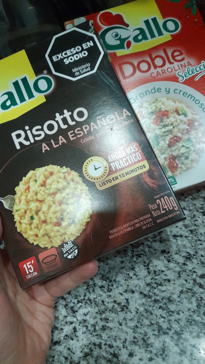 BottaDani's tweet photo. Pablo te pedí un regalo caro, pero tampoco taaaan https://t.co/FqPqjVEZRe
