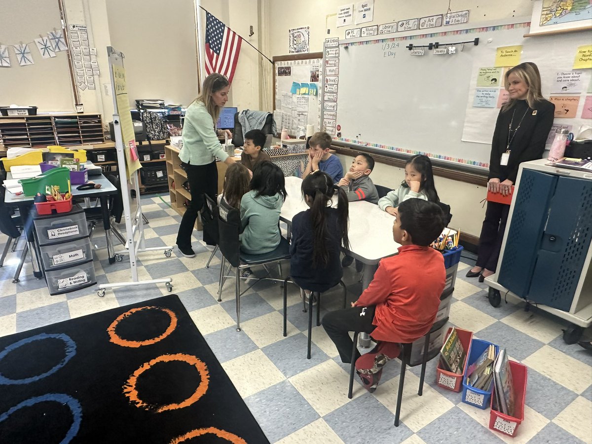 Nicole Hunn tweet media