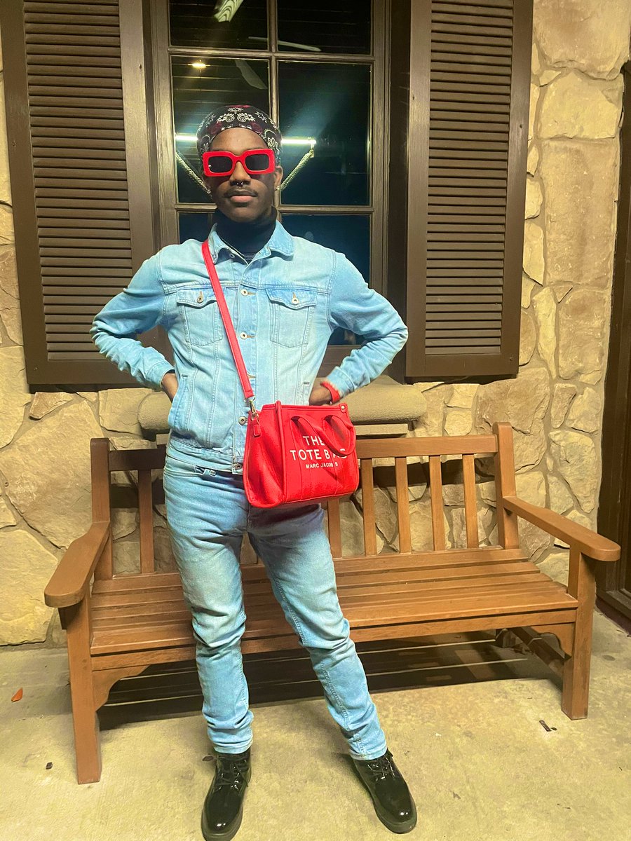 darneezy_'s tweet photo. 👖 https://t.co/JpCPKSlSyl