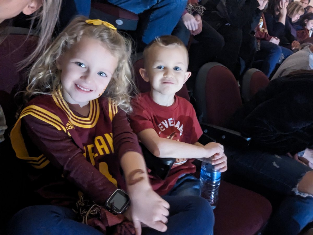 Kristen Finley tweet media