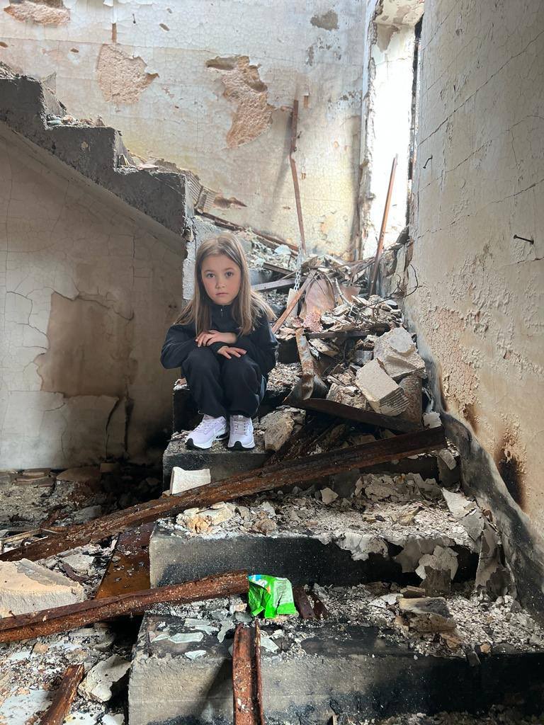 IAPonomarenko's tweet photo. Goodnight from the fighting Ukraine https://t.co/Rf4LNYRSYC