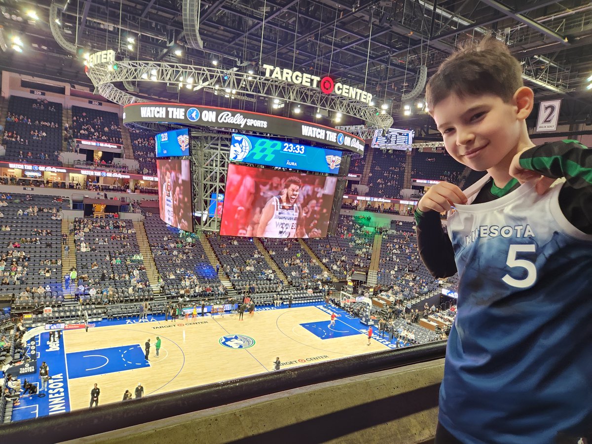 MNDoorman's tweet photo. @Timberwolves #packpix https://t.co/vaPZ9H65Ap