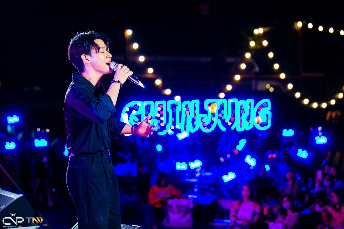 misaepoo's tweet photo. @cj_yntofficial @chinjung_ynt ชินจังน่ารักกับ FC มากๆๆๆถึงมากที่สุด อยู่กับชินจังแล้วมีความสุขท่วมท้น อยากมีโมเม้นนี้ตลอดปีเลย https://t.co/r0IgP1Oor5