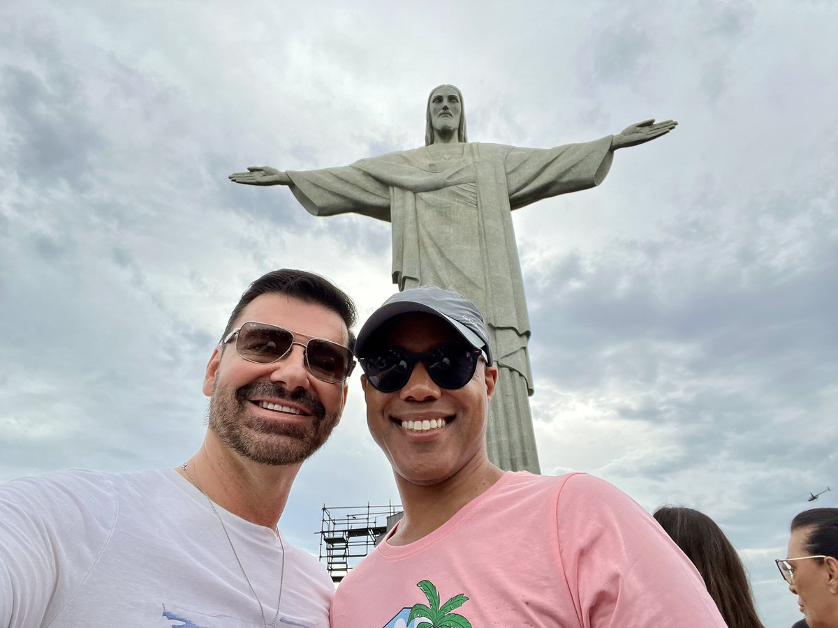 FabriceInLA's tweet photo. 11 years ago I took Eric to Christ The Redeemer and asked him with Christ as my witness and Rio at my feet, if he’d do me the honor of being my husband. 
Revisiting Rio and recapturing this most beautiful moment is what dreams are made of. 
We are eternally grateful for each other and the magic that surrounds us ♥️♥️
@ILoveGayBrazil @ILoveGayLATAM @ILoveGayWedding #LoveWins