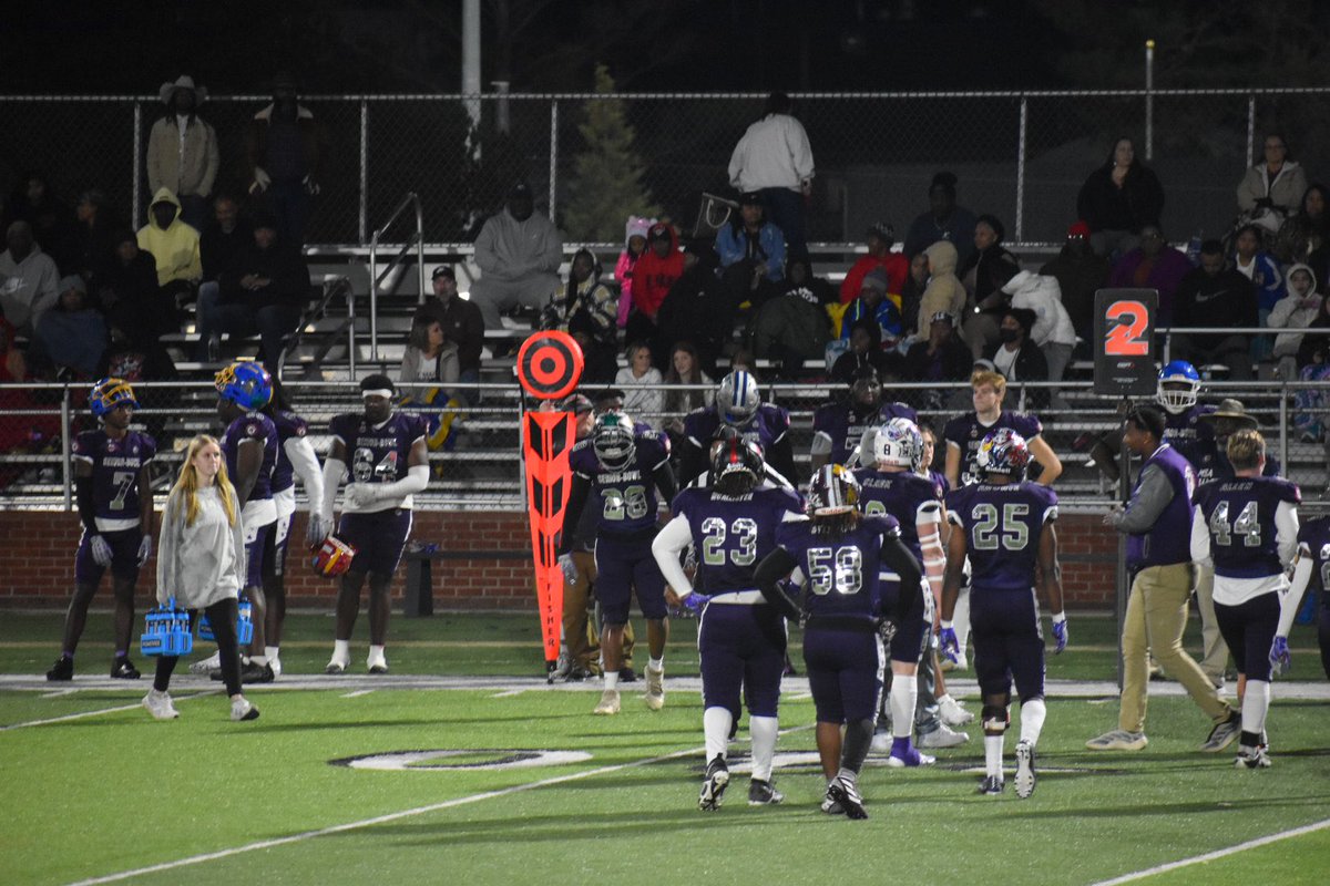 Letavion4's tweet photo. Had a Good weekend at the @MagnoliaAllstar senior bowl Game coming from a Guy who started over people with stars ,offers and ranked when I don’t have any of that at all blessing to be apart of it💯 shows that offers and stars doesn’t mean nothing (practice film coming soon) https://t.co/WKTuKMZ5b8