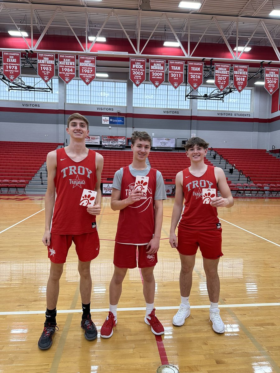 2023-2024 Shoot-A-Thon was a success. Thanks to all of those that sponsored a player and donated to our program. 

Shoot-A-Thon Champ - most made shots: Simeon

Top 3-Man Group - combined for most makes: Kellen, Devin, Landon