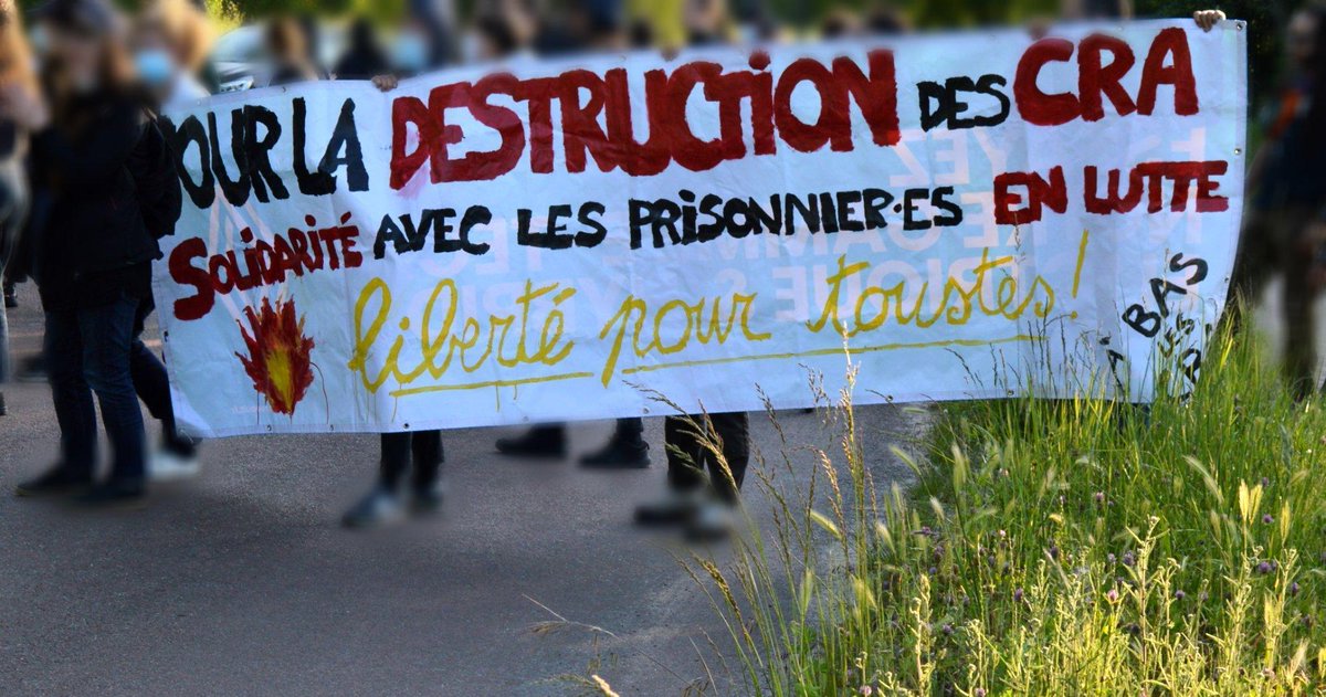 Paris_luttes's tweet photo. [MAJ] Tout le monde est sorti ! https://t.co/4Q3PrhwDze https://t.co/U12ETFlC4Y