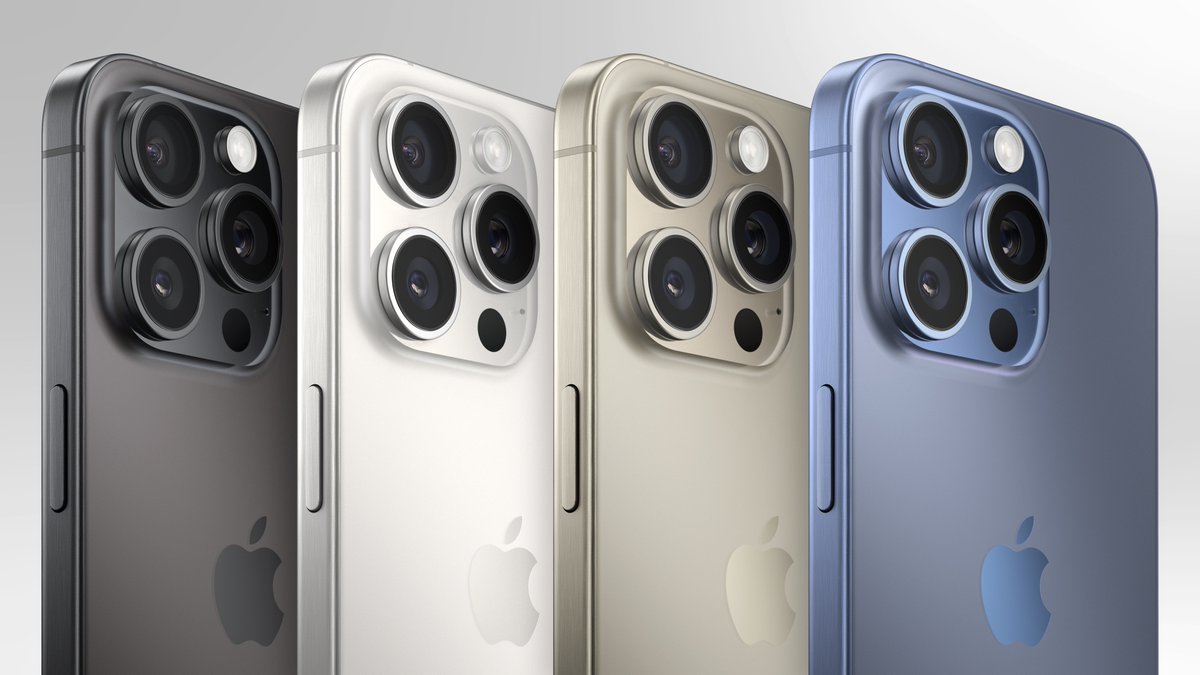 appltrack's tweet photo. EXCLUSIVE first look at iPhone 16 Pro based on leaks and rumors 👀

📺 Larger 6.3/6.9-inch displays
🏝️ Smaller Dynamic Island
⏺️ All-new capture button for video
📸 5x telephoto lens on both models
🔋 Battery life improvements
🏃‍♂️ A18 Pro chip

Renders by @concept_central. https://t.co/Fx34afx2Os
