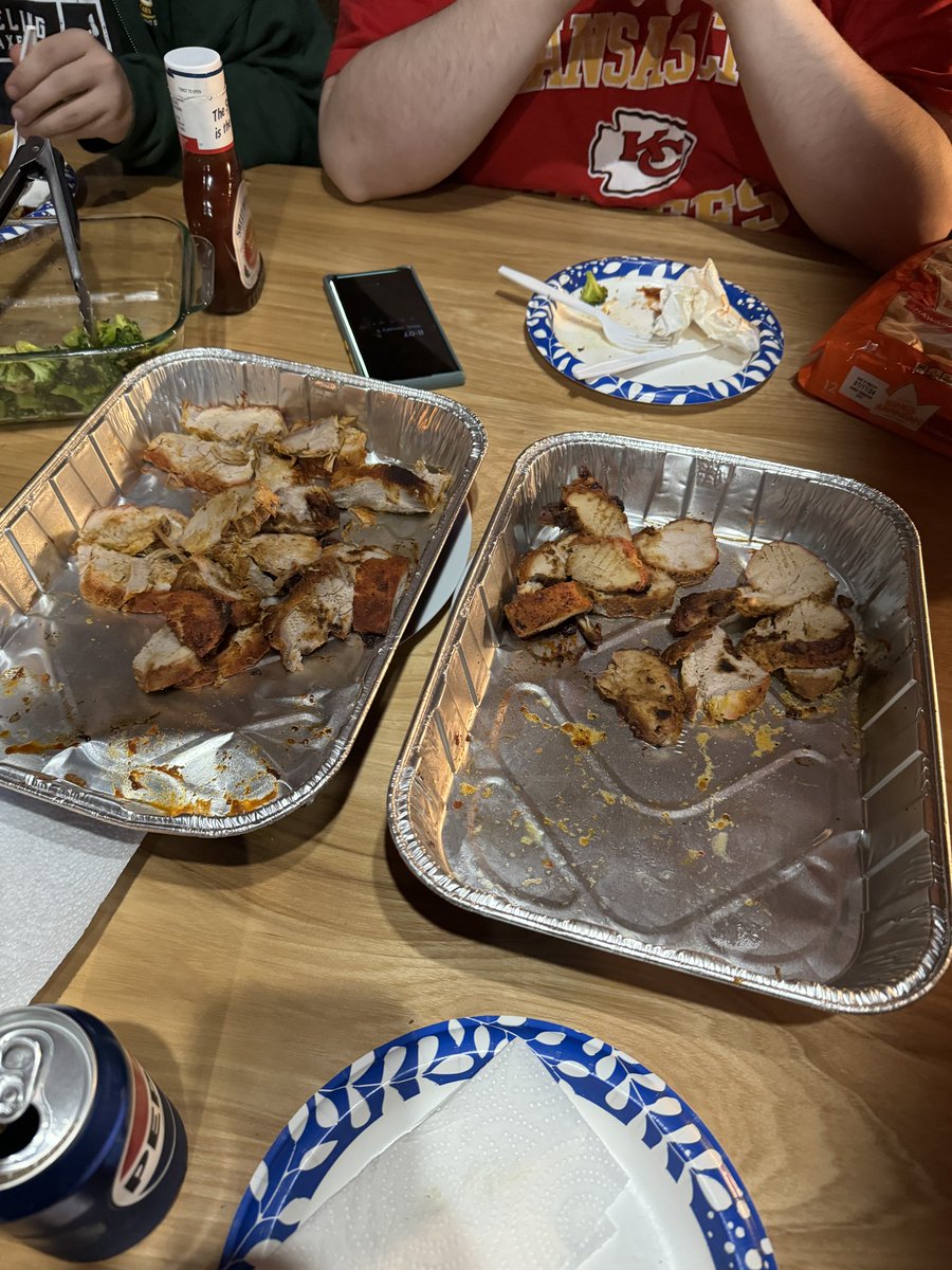 IvoryBrony's tweet photo. First collab with @JensenDStiles 

The Last Supper (Cabin Fever) feat. Yet More Pork https://t.co/bMaRcMUYoC