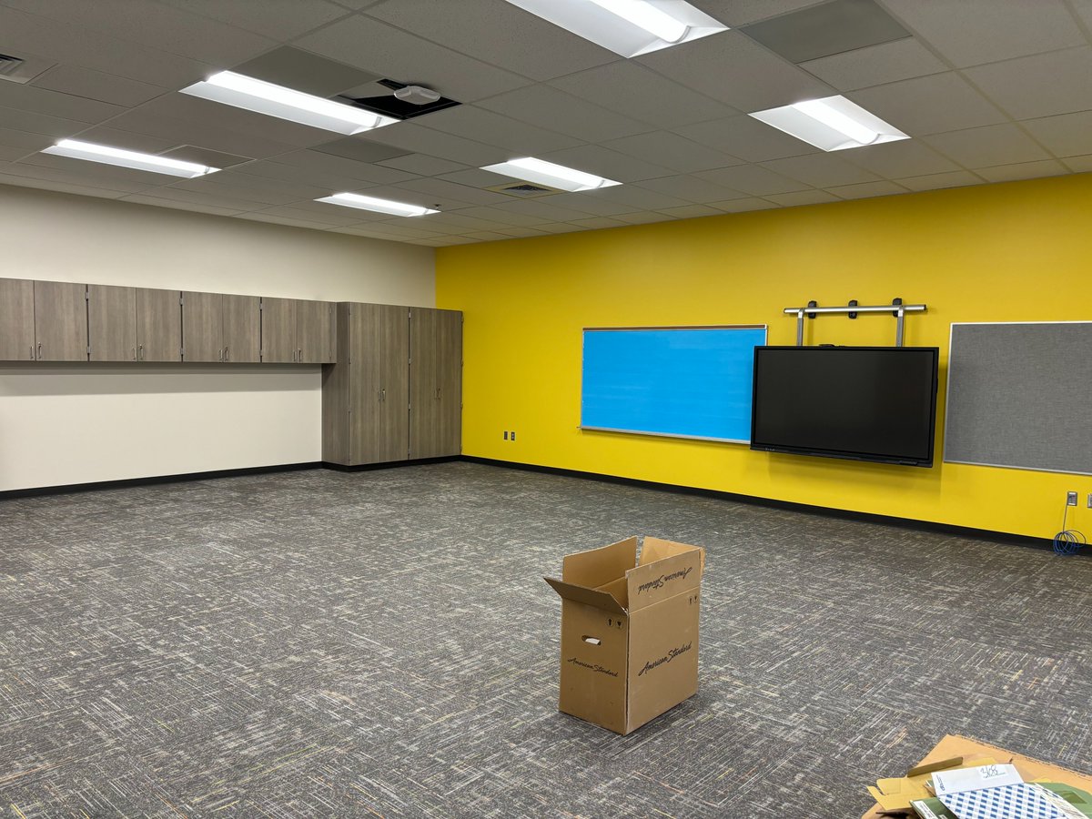 CentralPauline's tweet photo. We can't wait to showcase our new addition to our Jaguars tomorrow!  Thank you @USD437 for your support. #wearePC #PCAdventureAwaits https://t.co/NZuHVIu8vG