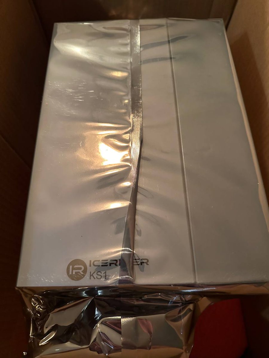 Ks1 arrived at the GreenMiner Kyle location! More mining for more burns! $GEM $CZUsd #renewable #crypto #Mining #defi #web3 <a href="/zodiacs_c/">CZodiac</a>