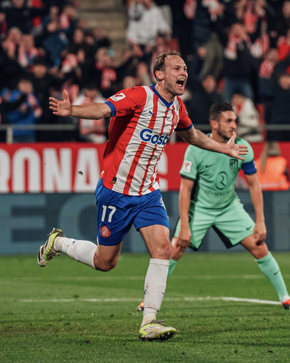 موسم للتاريخ من جيرونا 🤩✅

• تفوق على برشلونة 4-2 
• تفوق على أتليتكو مدريد 4-3
• يتقاسم الصدارة مع ريال مدريد 

🥇ريال مدريد 48 نقطة
🥈جيرونا 48 نقطة