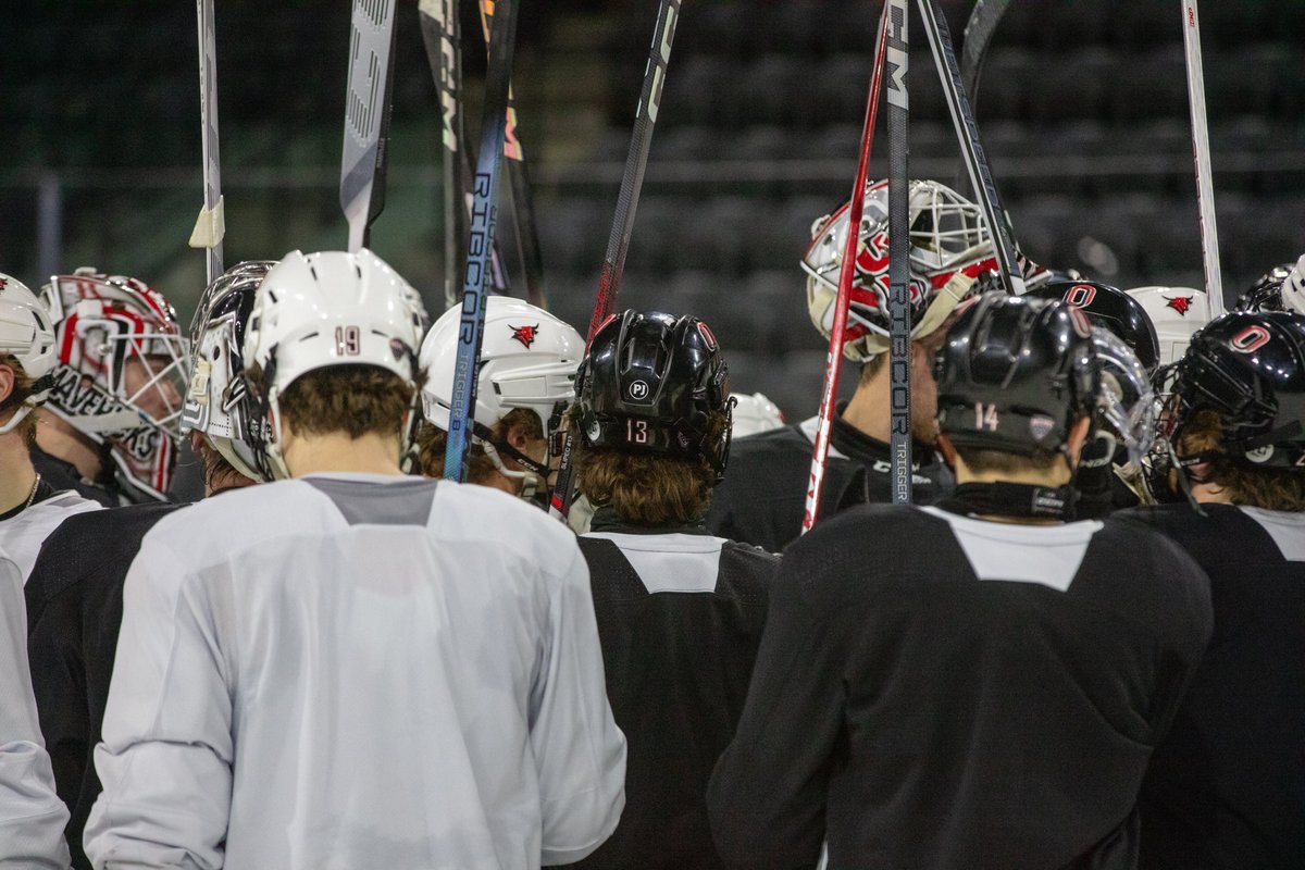 OmahaHKY's tweet image. Ice in the desert.. who'd of thought?

2⃣ more sleeps until we drop the puck for the Desert Hockey Classic!

#OmahaHKY