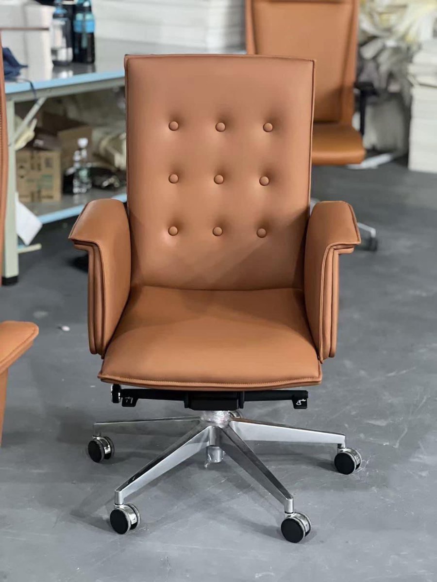 Alice_SuperBody's tweet photo. Leather chair making from factroy 

#officechair #sofa #officesofa #commercialsofa #showroom #officefurniture #officemeshchair #officedesign #leatherchair #officedesk #ergonomicchair #trainningchair #officefurniture #executivechair #liftchair #meshchair #swivelchair https://t.co/nnGCCrjnF1