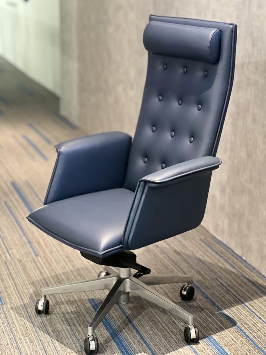 Alice_SuperBody's tweet photo. Leather chair making from factroy 

#officechair #sofa #officesofa #commercialsofa #showroom #officefurniture #officemeshchair #officedesign #leatherchair #officedesk #ergonomicchair #trainningchair #officefurniture #executivechair #liftchair #meshchair #swivelchair https://t.co/nnGCCrjnF1