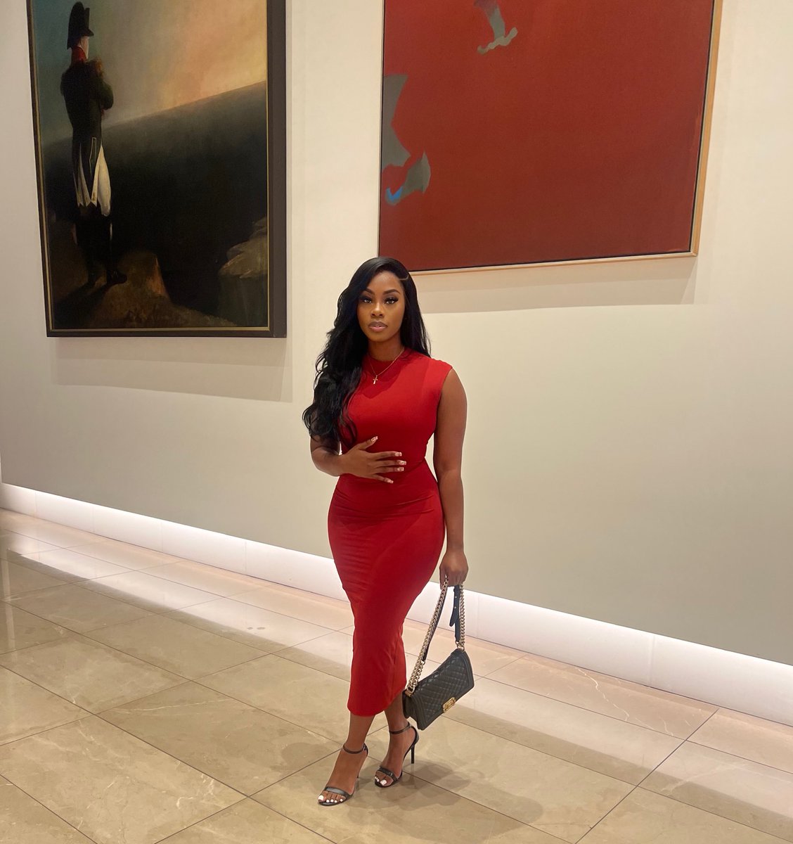 bella 🦂 tweet media