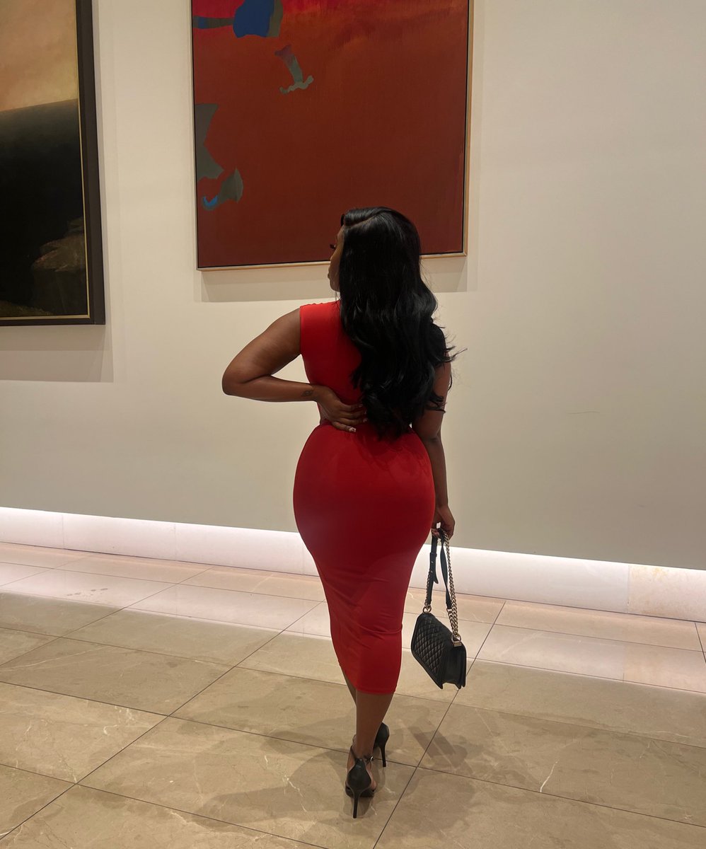 bella 🦂 tweet media