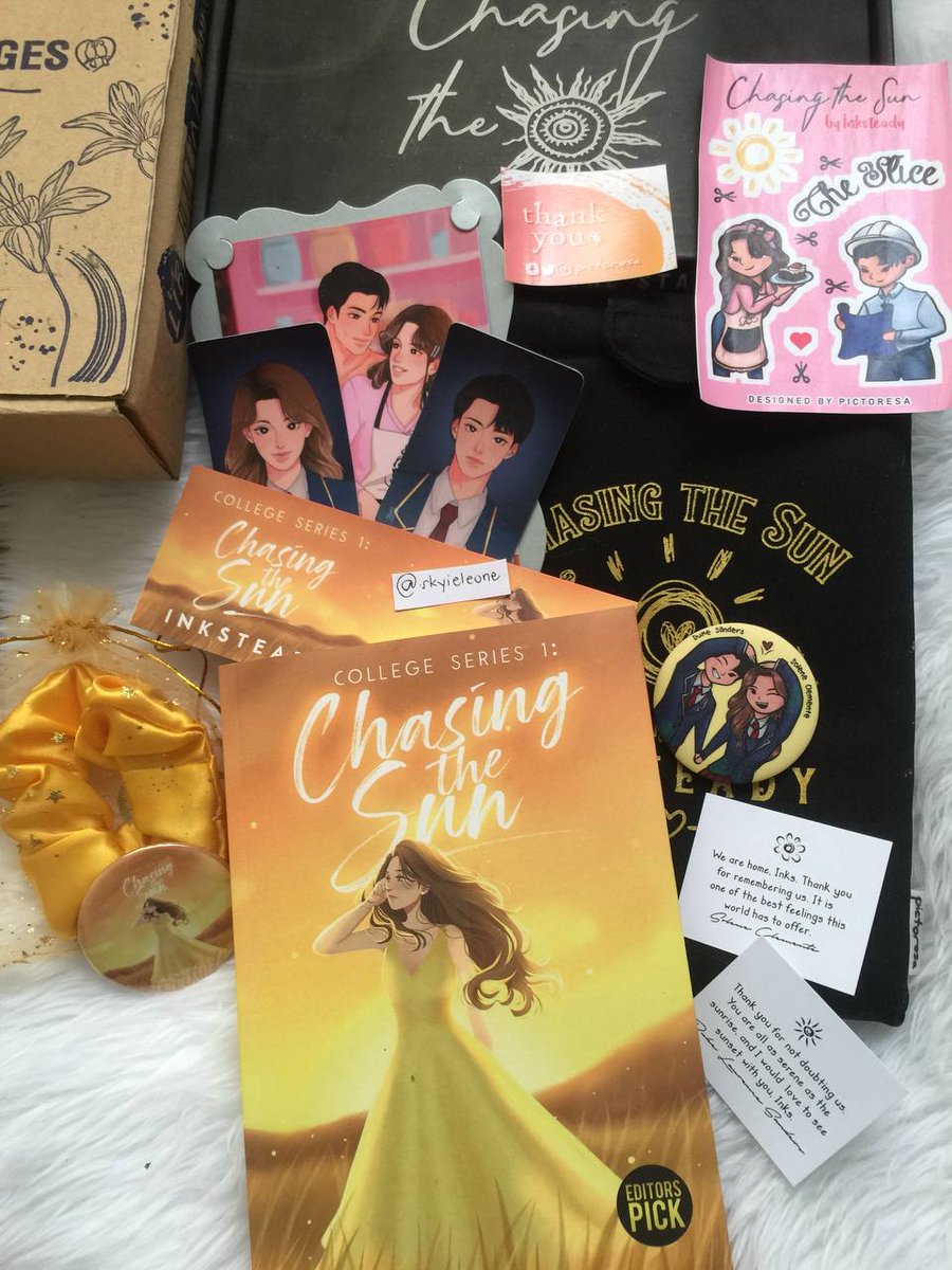 skyieleone's tweet photo. hello po! sino pong interested dito sa Chasing the Sun and Taming the Waves ni Inksteady? im selling it na po bcs i need to pay for my tuition sa school. nariyan na po lahat ng inclusion. bilhin nyo na po yong dalawa, 1,200 nalang; lahat na yan. :)

#inksteady
#lfbuyer 
#cts
#tcw https://t.co/HHPpATmNtQ