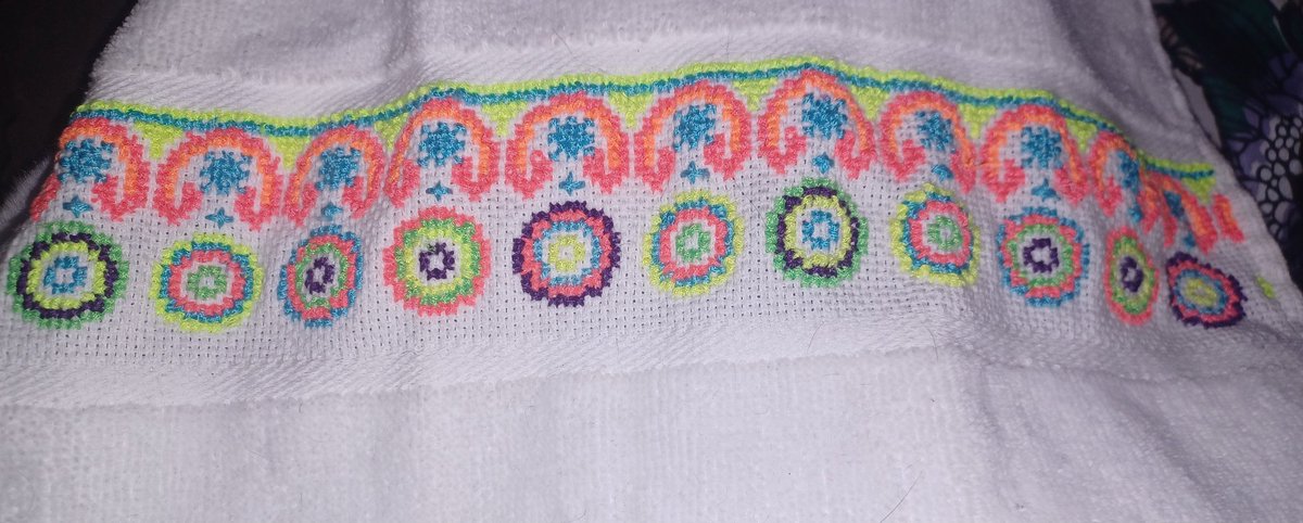 NYurtsaba's tweet photo. The magic continues.... #Ukrainian #Hutsul #embroidery https://t.co/u15EPpe93h