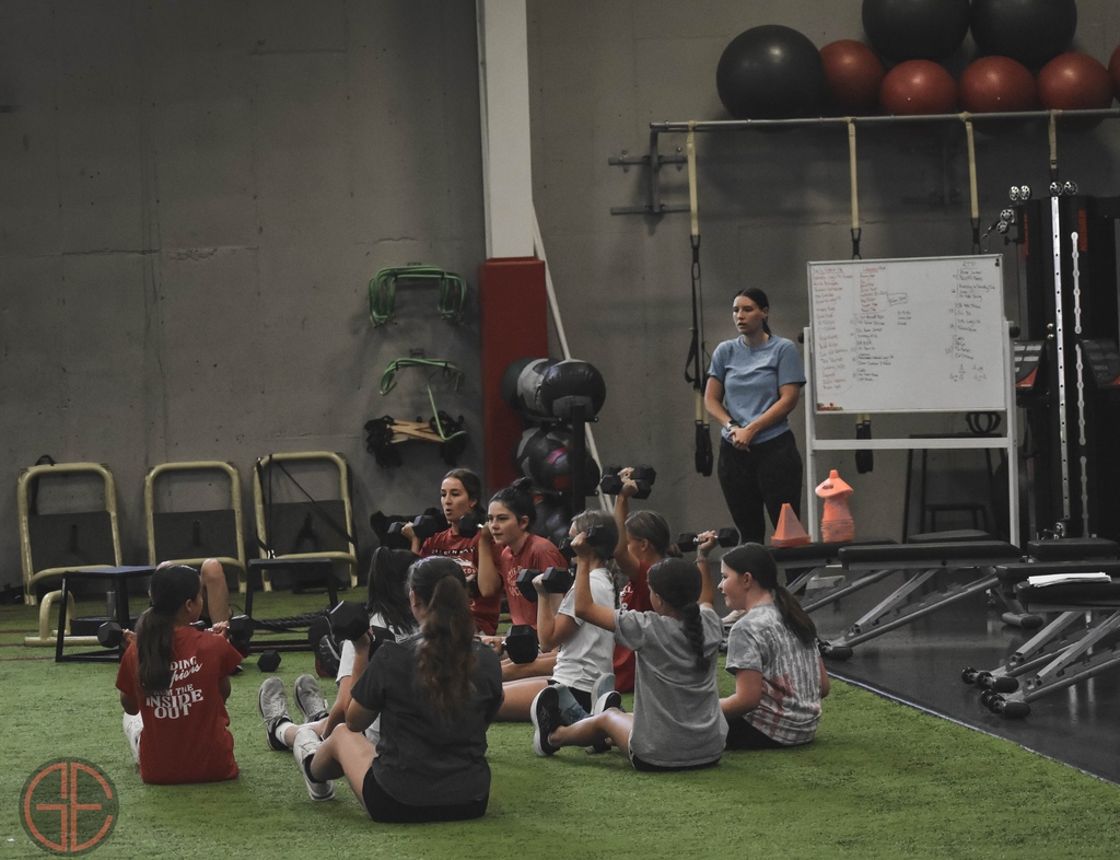 It's a new year - a chance for a new you.
What are you going to do to be great in 2024?

Griffin Elite has multiple options to reach your athletic and fitness goals in 2024. Email us or call the front desk and find out what program is best for you.