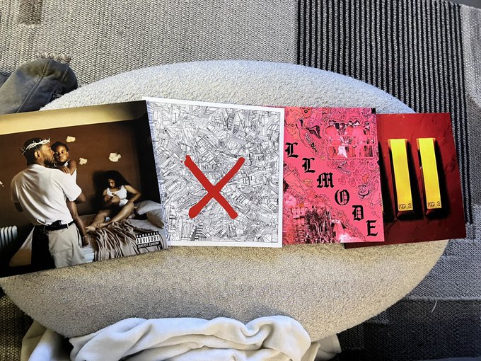 more recordssss! https://t.co/n5XT2WdSX7