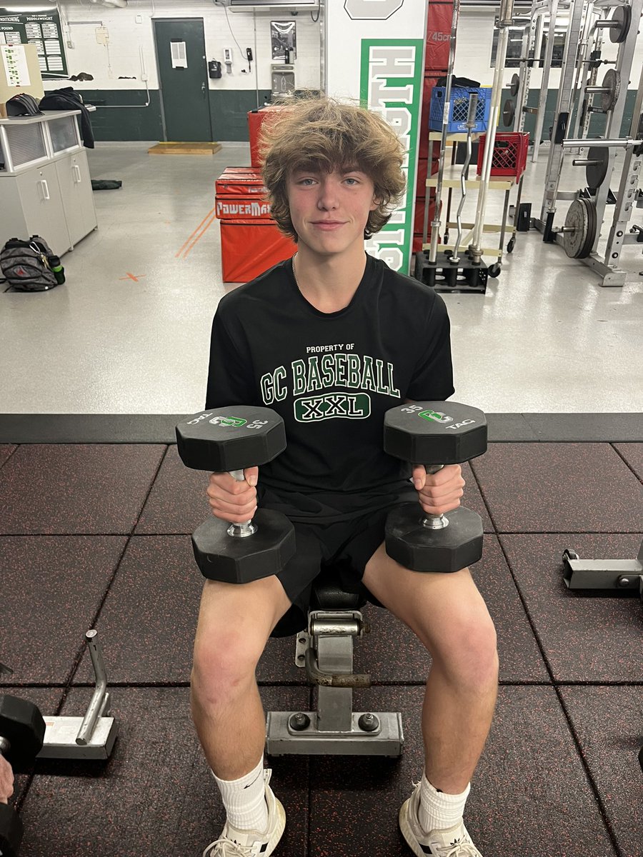 tontic's tweet photo. Those that attended lifting today thank you.See you Friday ,we will max out on squats . #workhardplayhard #Jred @GoodDay4TheRam
@BillSchufreider https://t.co/KsCgLYJQGp
